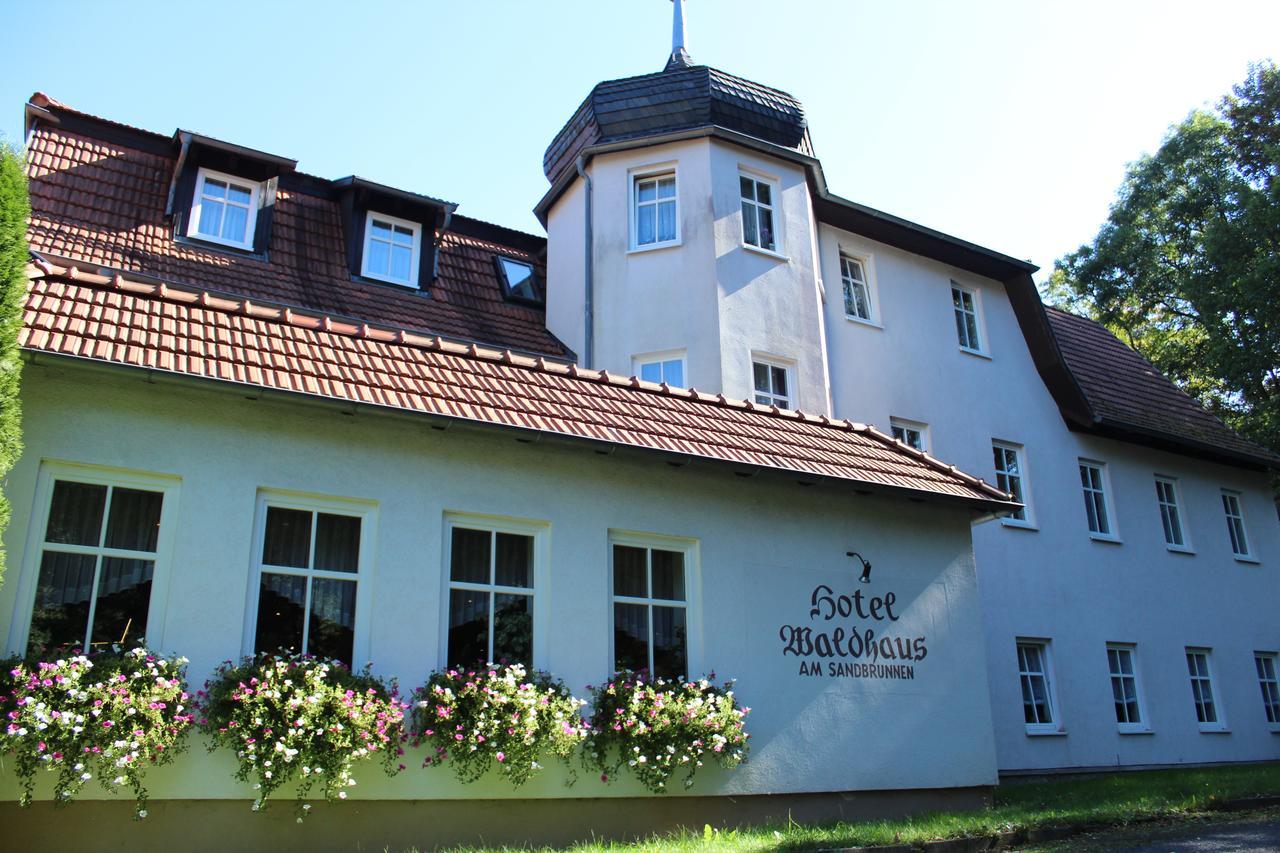 Hotel Waldhaus Romhild 외부 사진